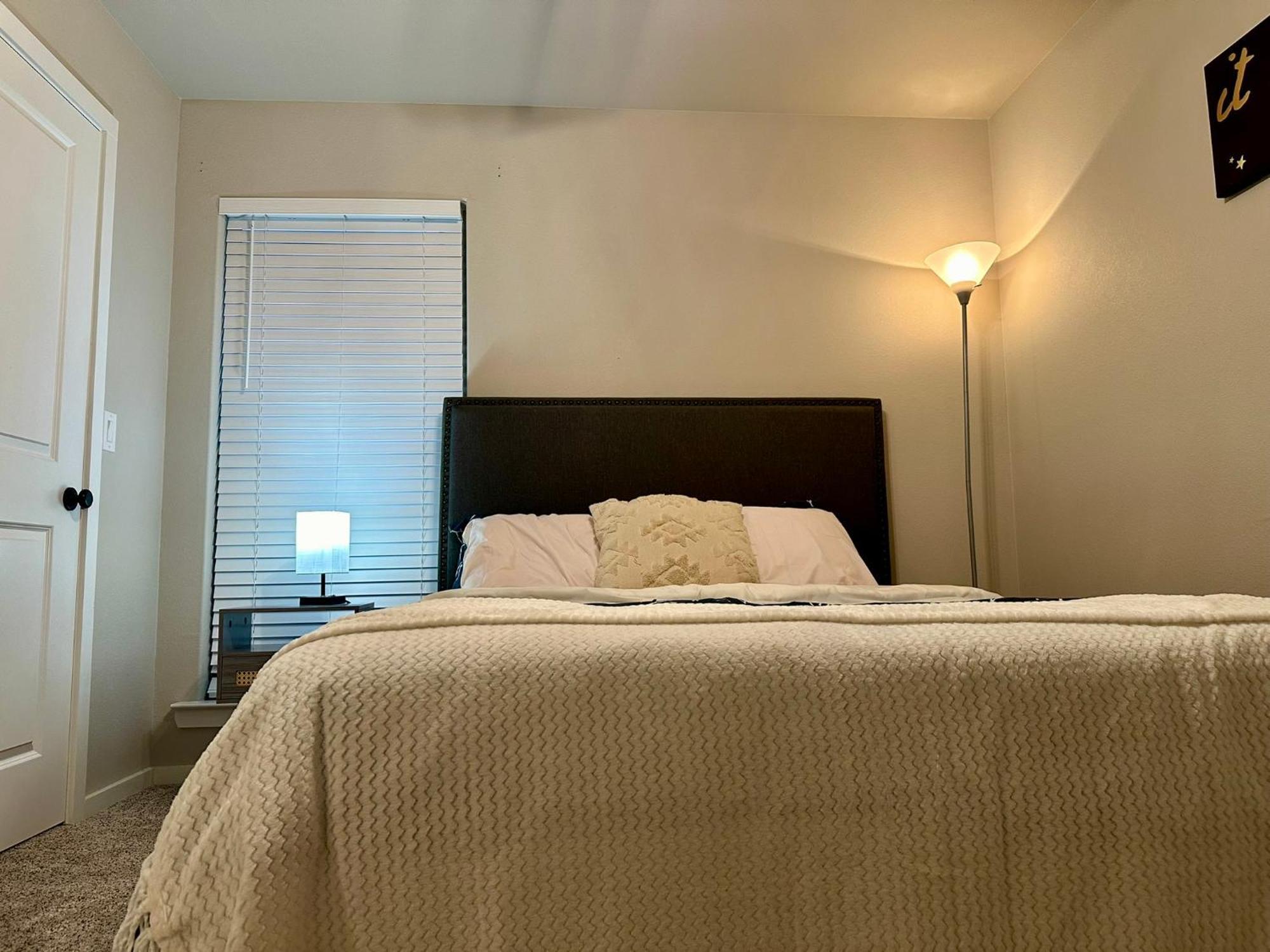 3Bed/2Bath Cozy Spacious Place Lubbock Ngoại thất bức ảnh